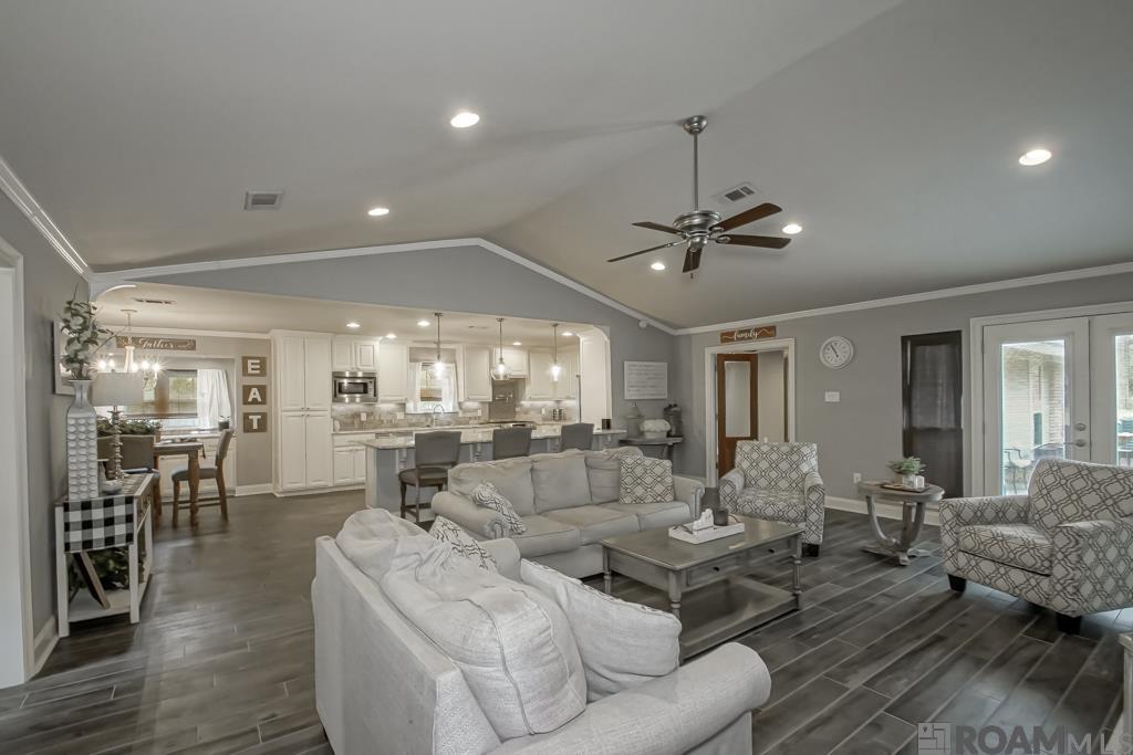 6213 Donnybrook Ave, Greenwell Springs, Louisiana image 6