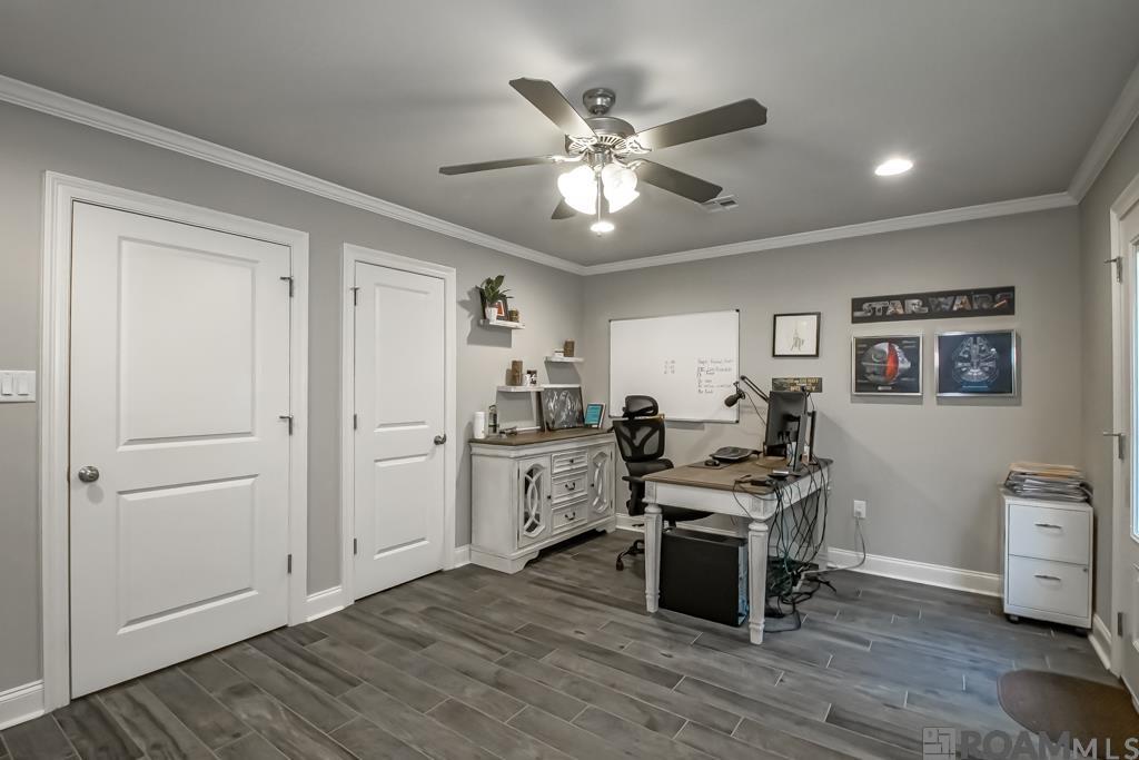 6213 Donnybrook Ave, Greenwell Springs, Louisiana image 30