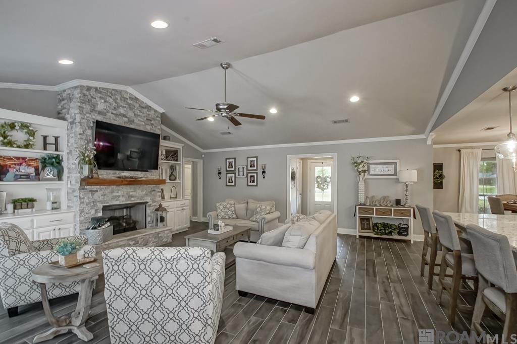 6213 Donnybrook Ave, Greenwell Springs, Louisiana image 7
