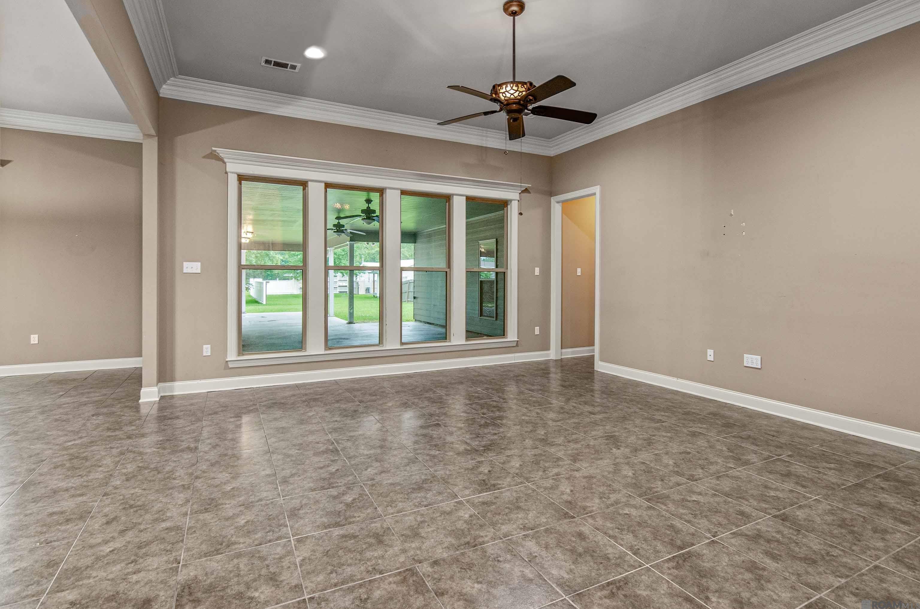 42248 Conifer Dr, Gonzales, Louisiana image 9