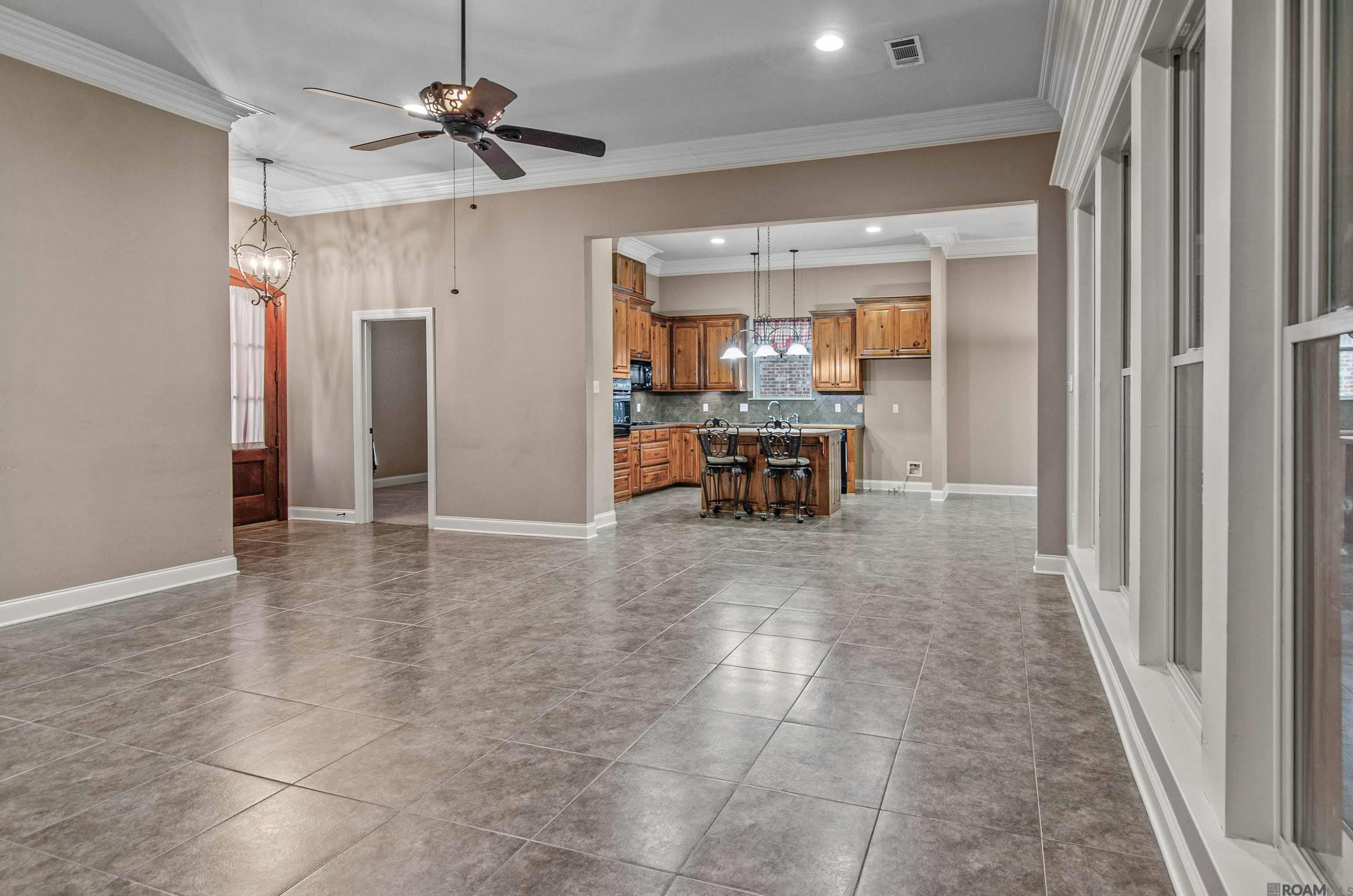 42248 Conifer Dr, Gonzales, Louisiana image 8
