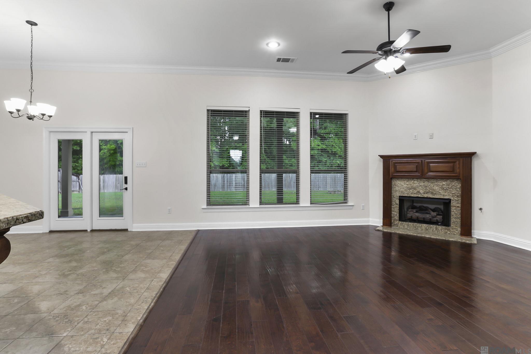 4947 Harbor Ln, Greenwell Springs, Louisiana image 2