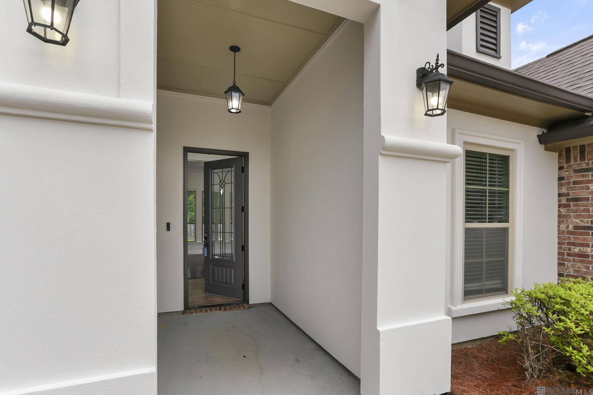 4947 Harbor Ln, Greenwell Springs, Louisiana image 3