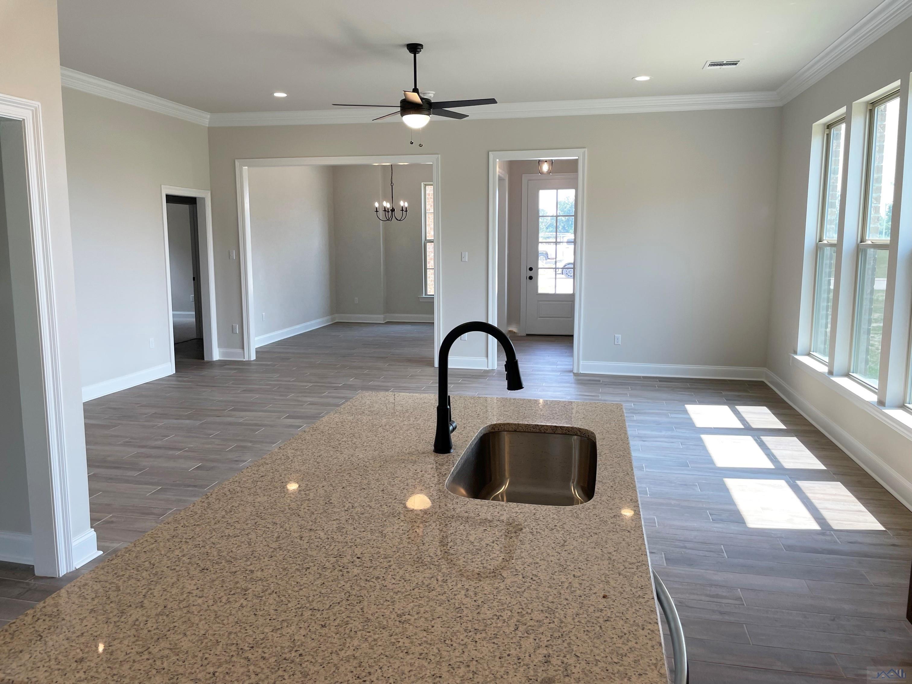 415 Rue Evangeline, Houma, Louisiana image 6