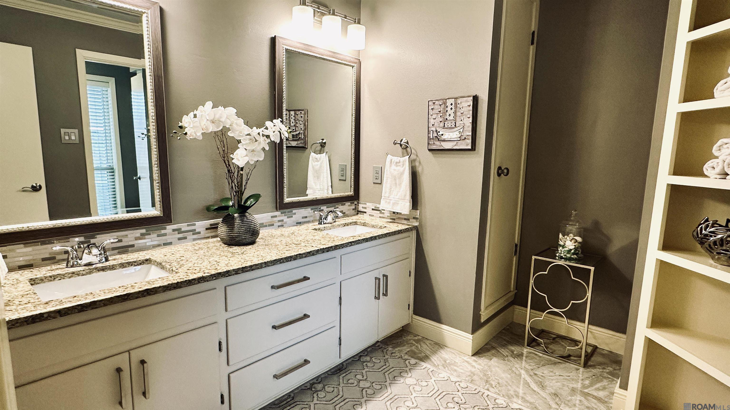 12326 S Lake Sherwood Ave, Baton Rouge, Louisiana image 22