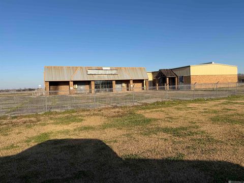 Vacant Land For Sale - 814 Hospital Rd<br/> Pointe Coupee County, New Roads, LA 70760