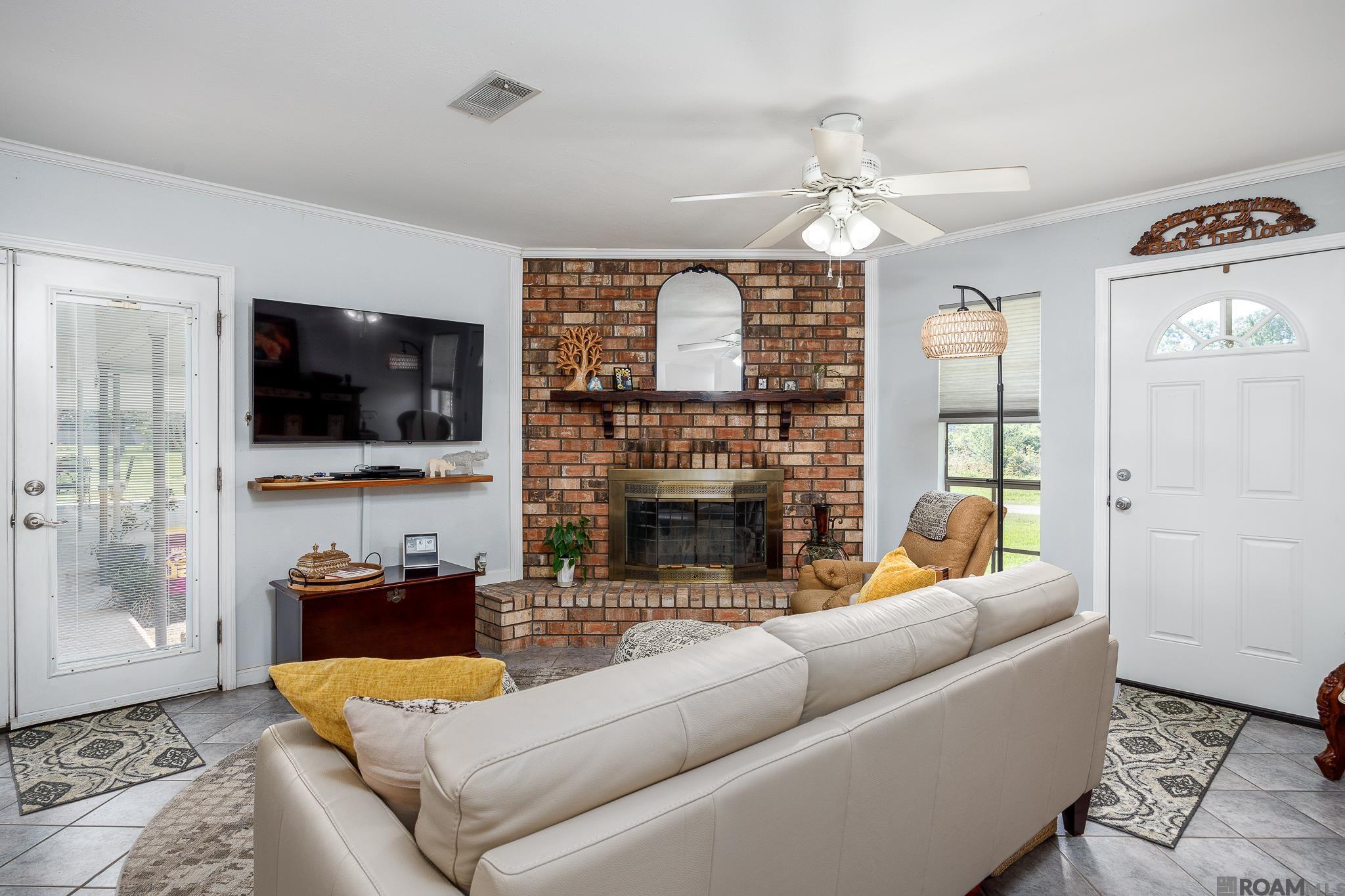 12066 Roddy Rd, Gonzales, Louisiana image 6