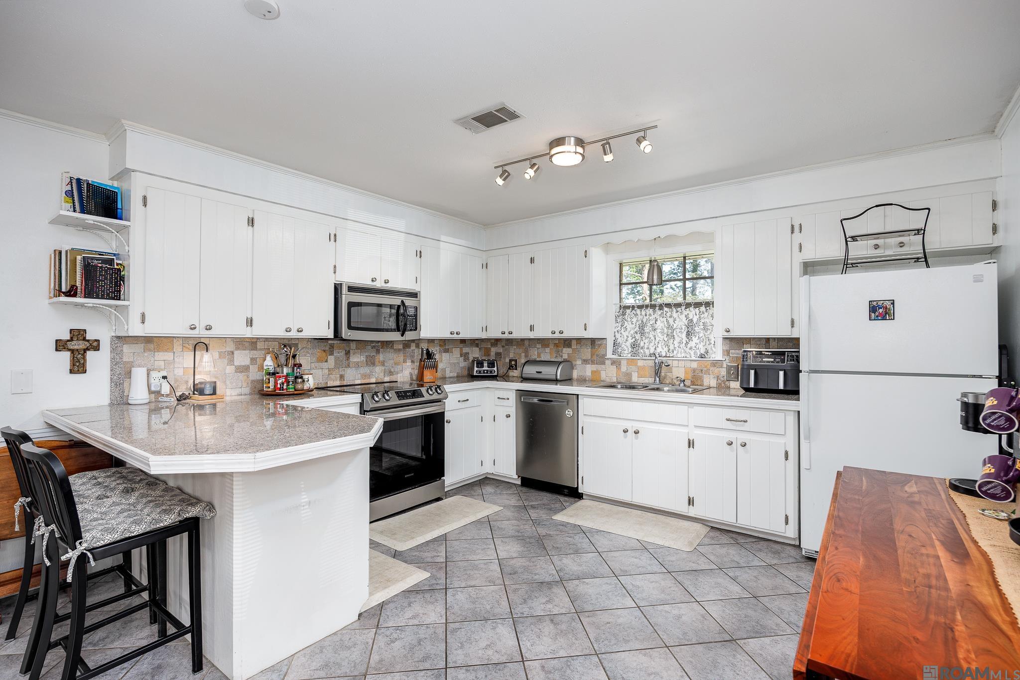 12066 Roddy Rd, Gonzales, Louisiana image 10