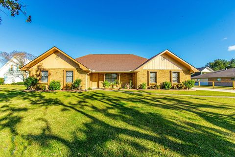 Homes For Sale - 1351 Doctor Beatrous Rd<br/> Theriot, LA 70397