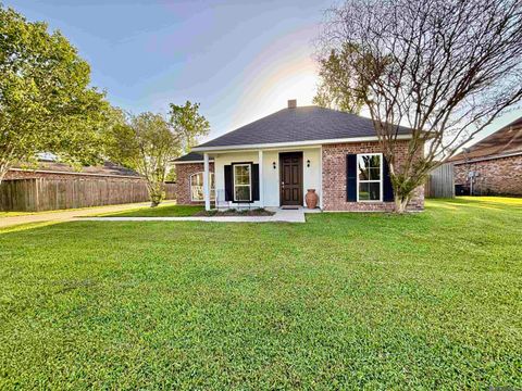 32528 Cedar Ct Denham Springs LA 70706