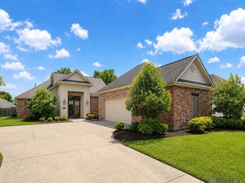 Homes For Sale - 37464 Cypress Hollow Ave<br/> Prairieville, LA 70769