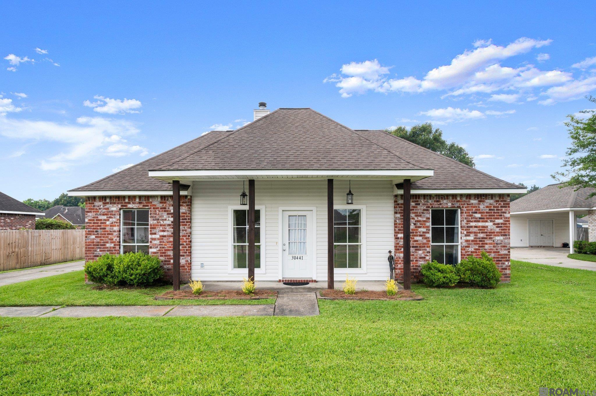 30441 Michelle St, Walker, Louisiana image 1