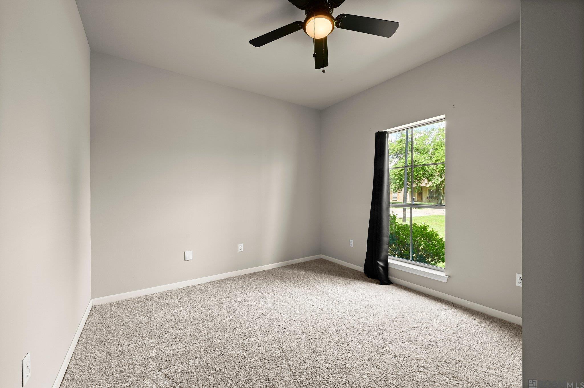 30441 Michelle St, Walker, Louisiana image 12