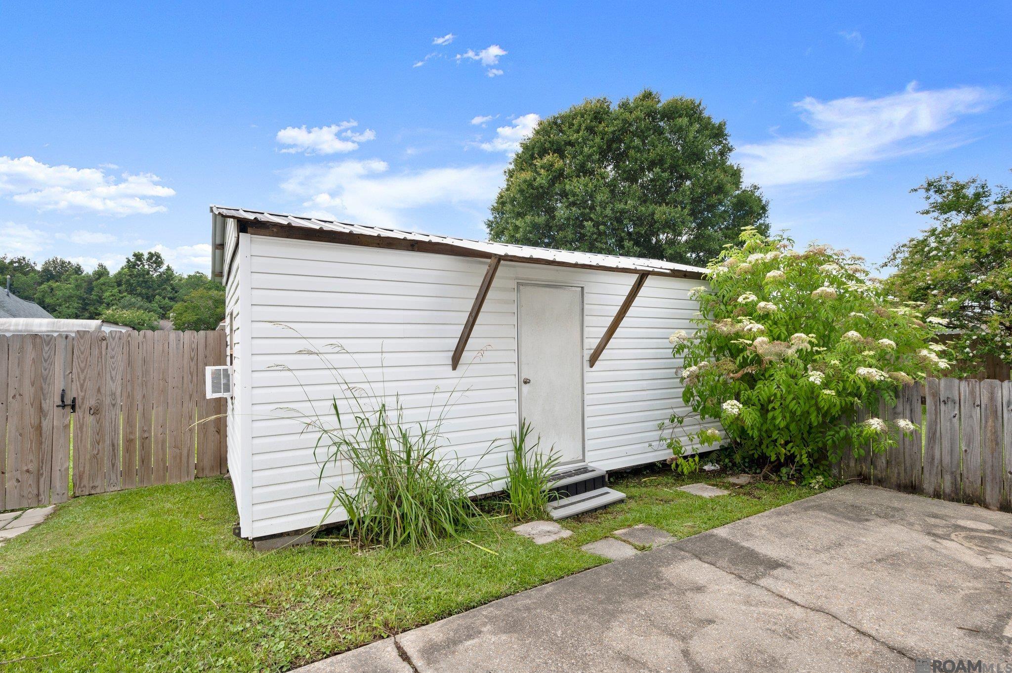 30441 Michelle St, Walker, Louisiana image 15