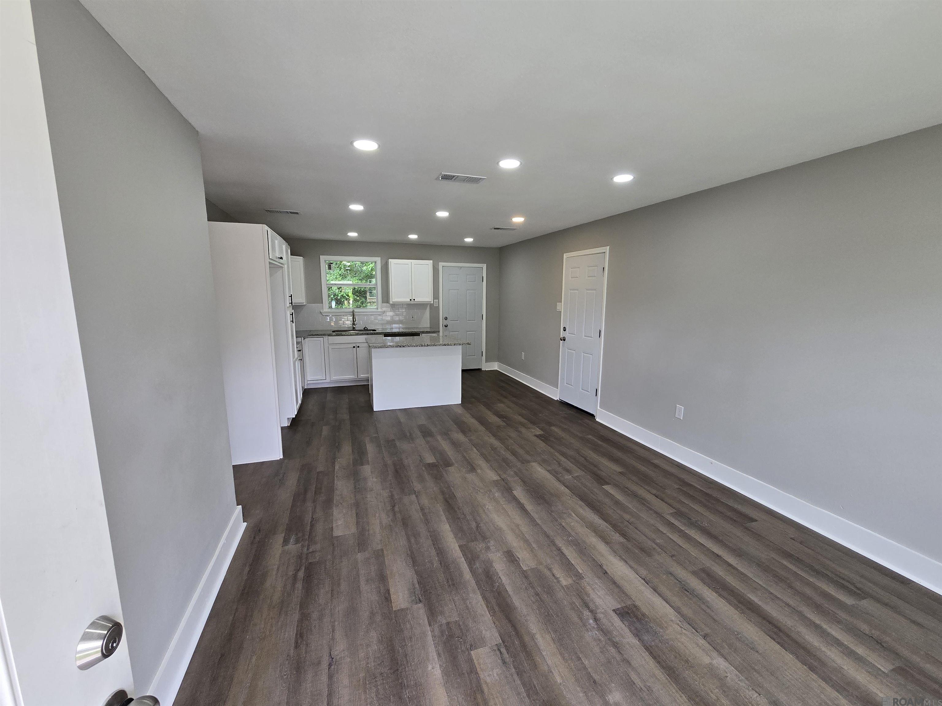 2228 S Brock Pl, Baton Rouge, Louisiana image 2