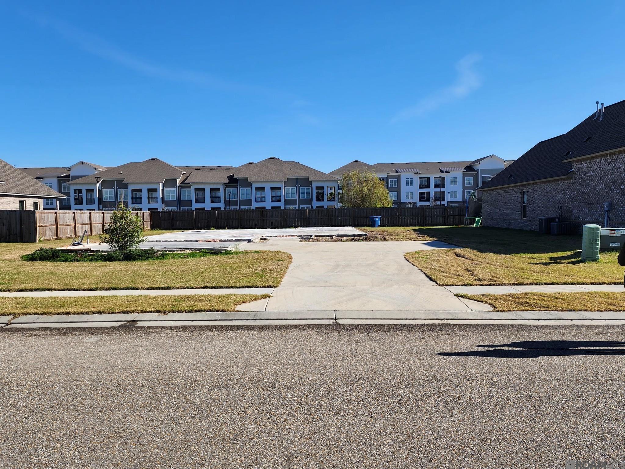 6465 Sugar Harvest Ct, Addis, Louisiana image 1