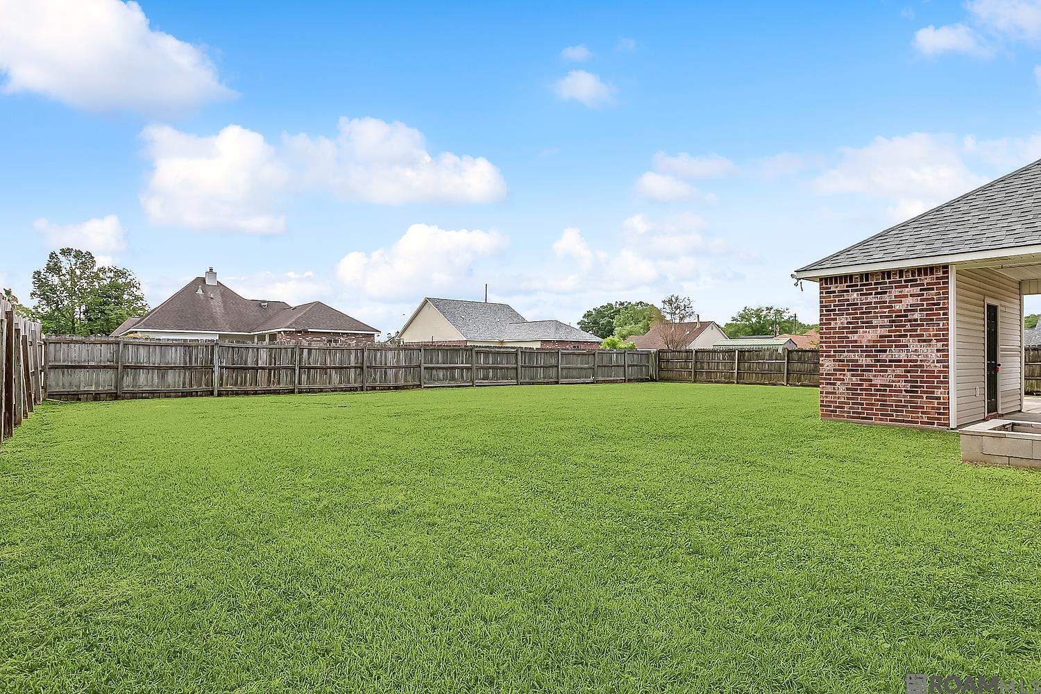 30438 Jo Ann St, Walker, Louisiana image 16