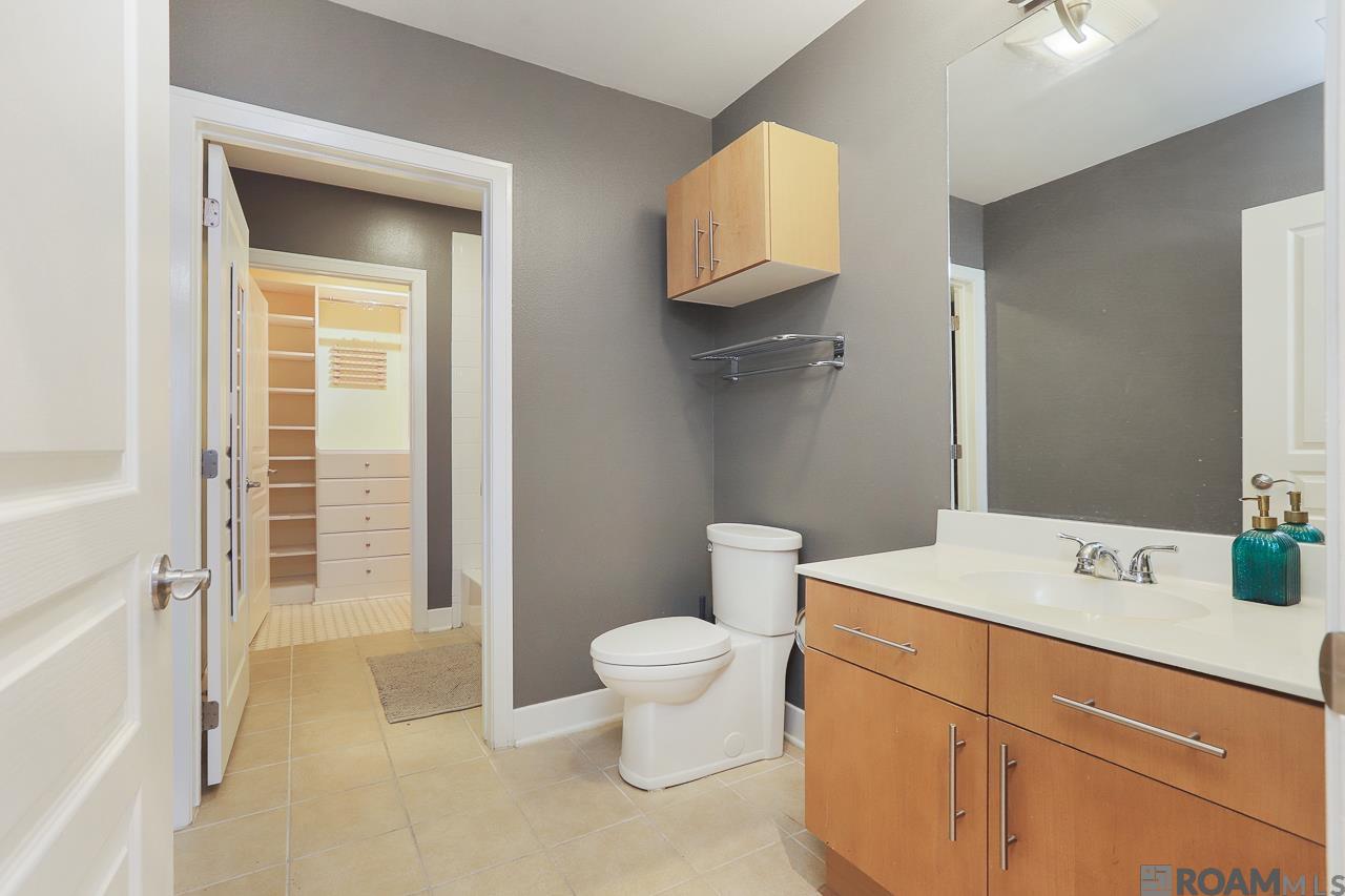 7707 Bluebonnet Blvd #305, Baton Rouge, Louisiana image 4
