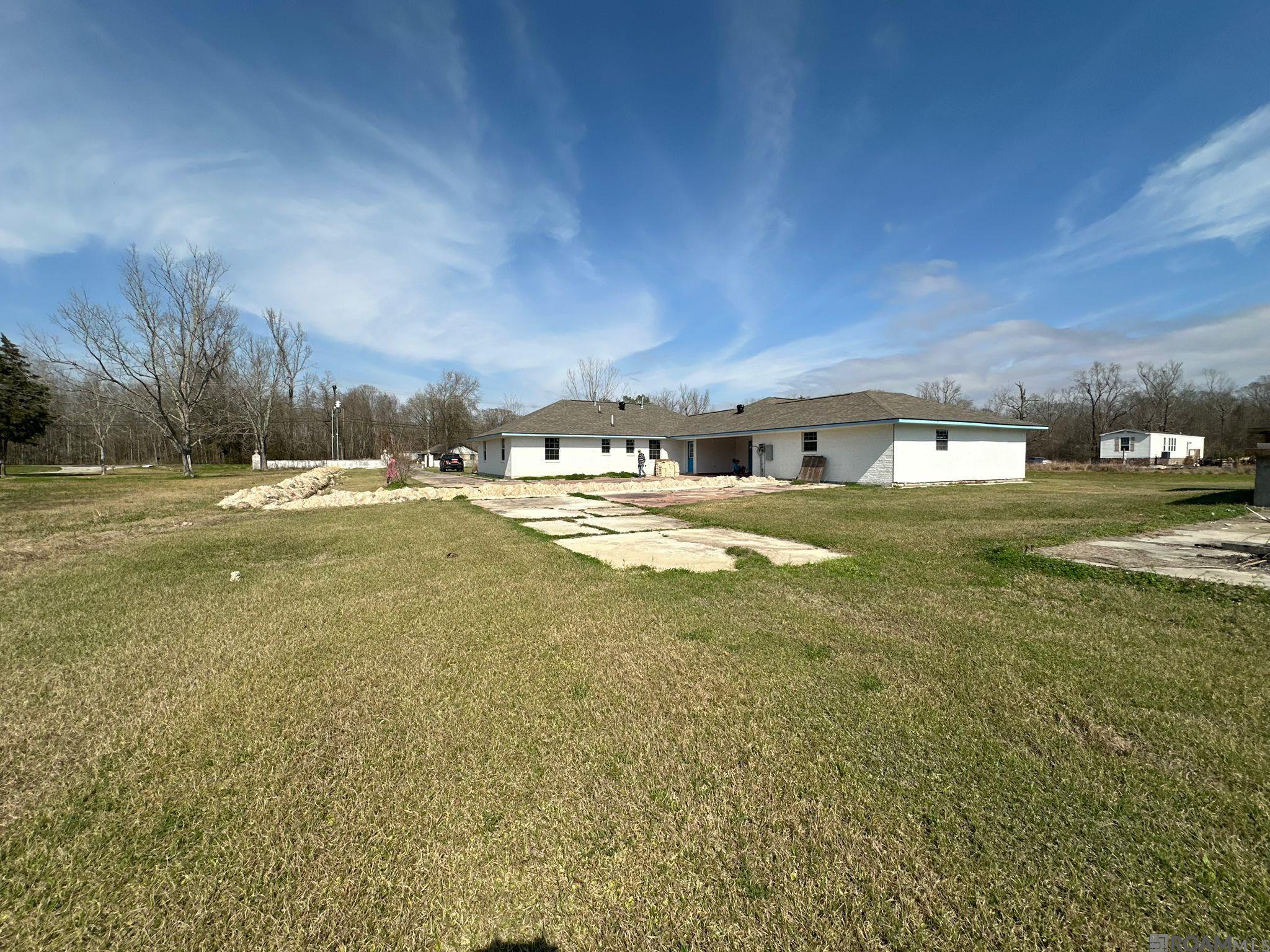 8360 Dyer Rd, Baker, Louisiana image 1
