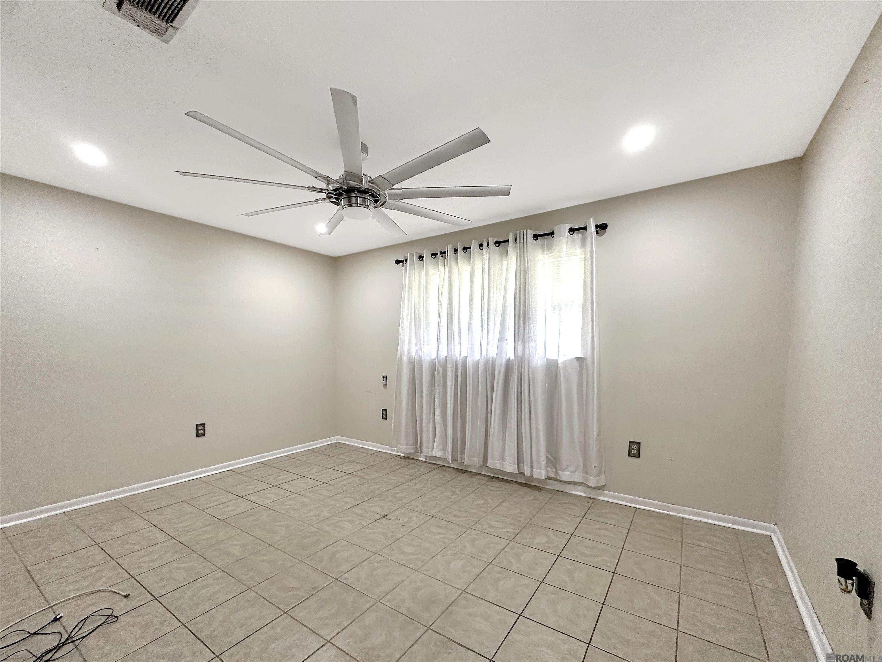 10386 Cinquefoil Ave, Baton Rouge, Louisiana image 8