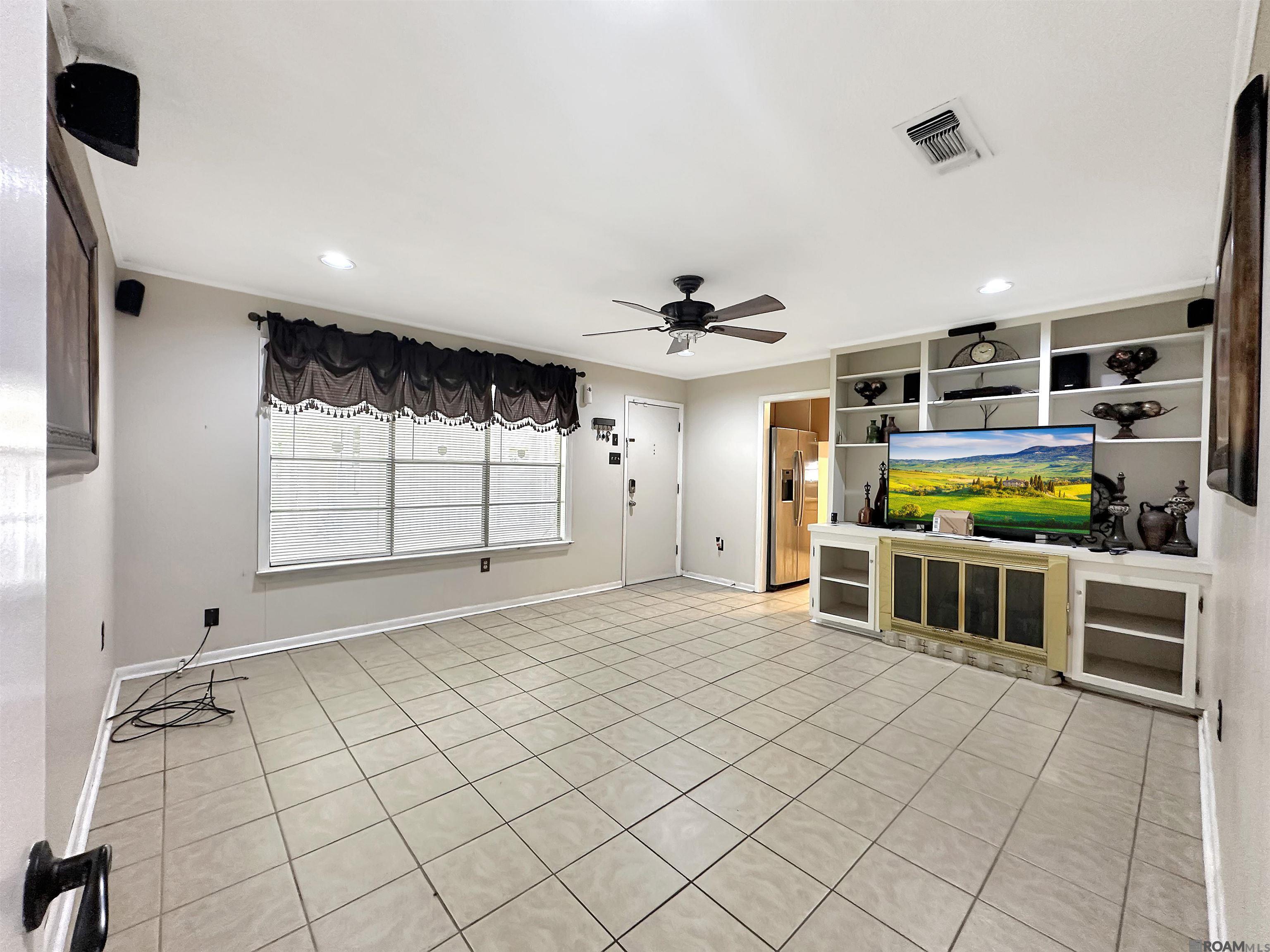 10386 Cinquefoil Ave, Baton Rouge, Louisiana image 2