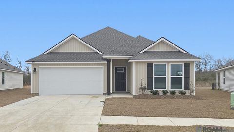 Homes For Sale - 400 Miraval Ave<br/> Zachary, LA 70791