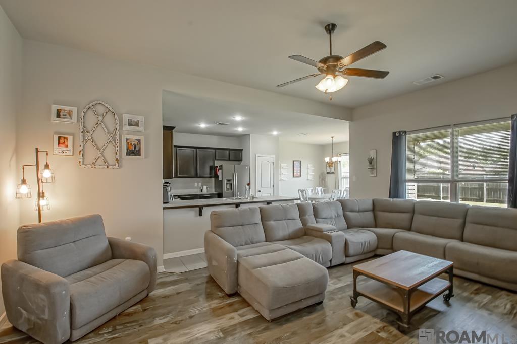 12182 Brush Creek St, Denham Springs, Louisiana image 5