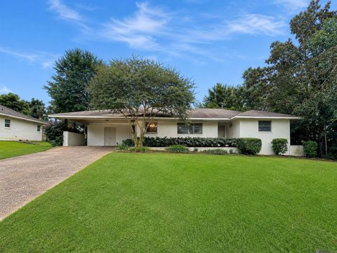 Homes For Sale - 3147 Torrance Dr<br/> East Baton Rouge County, Baton Rouge, LA 70809