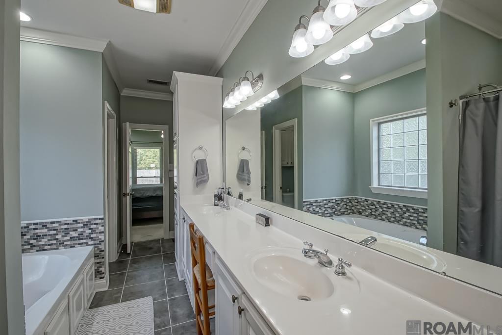 32801 Briar Oak Dr, Walker, Louisiana image 11