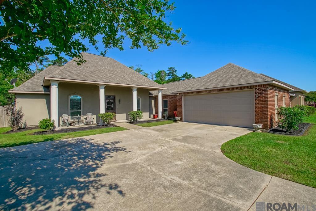 32801 Briar Oak Dr, Walker, Louisiana image 1
