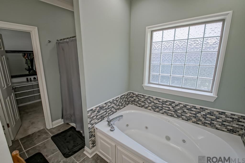 32801 Briar Oak Dr, Walker, Louisiana image 10