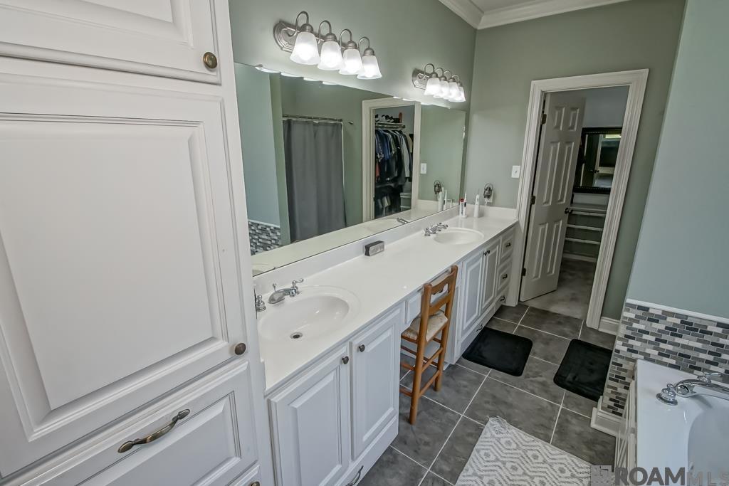 32801 Briar Oak Dr, Walker, Louisiana image 9