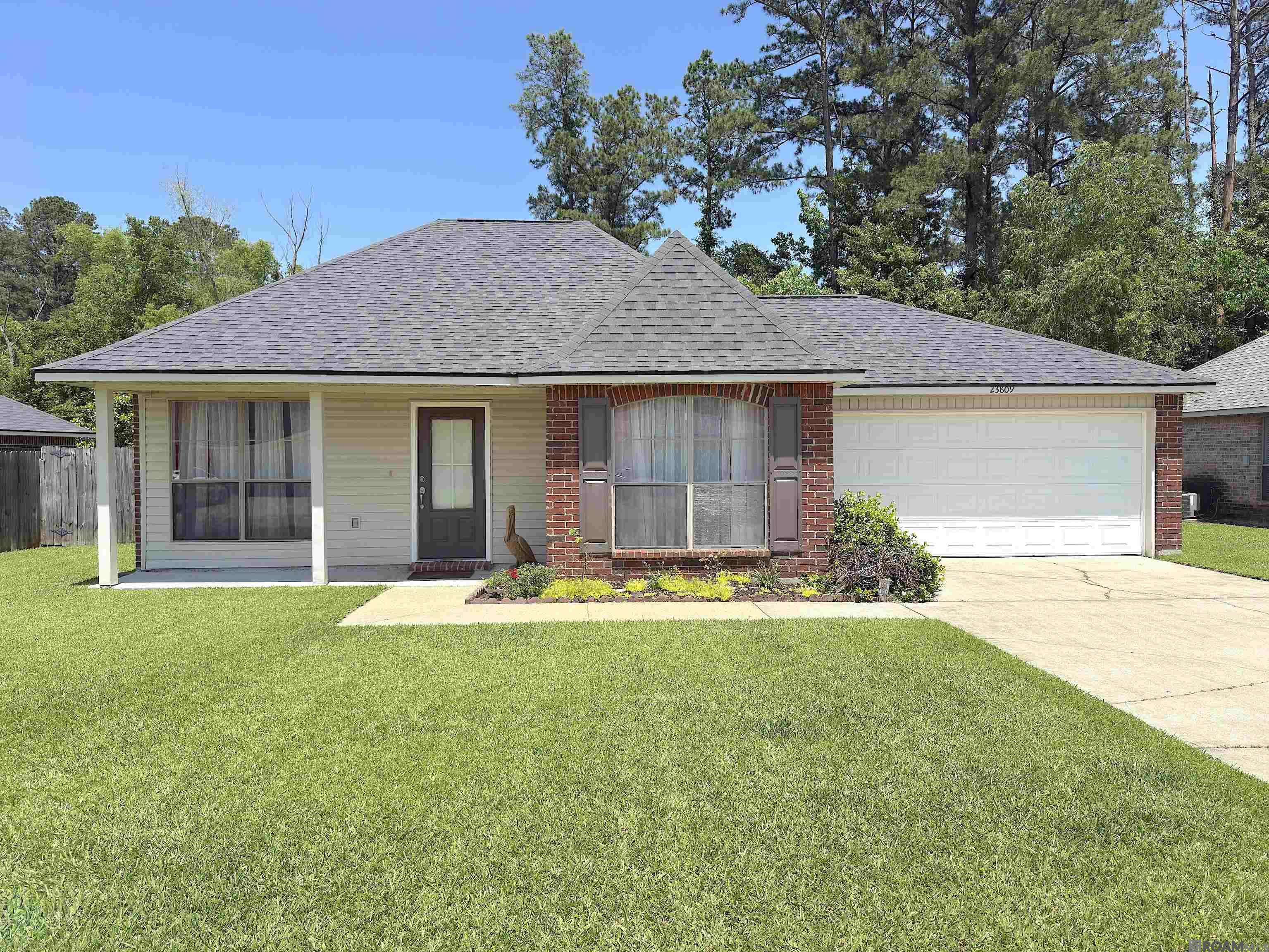 23809 Snowdon Ave, Denham Springs, Louisiana image 1