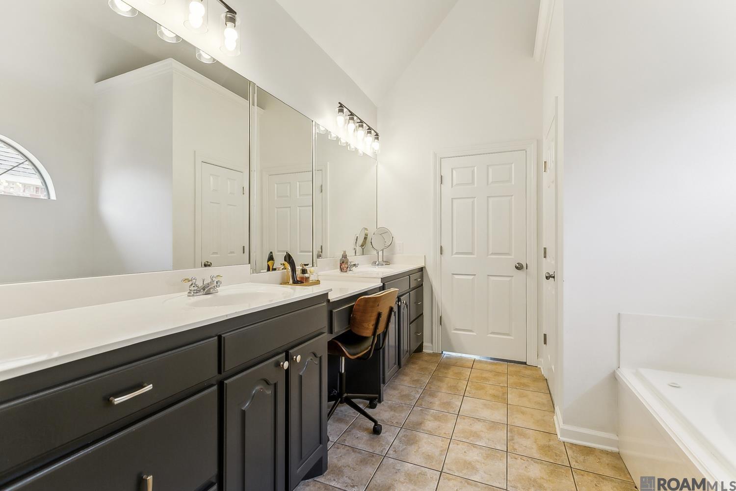 9181 Rue De Vieux Carre, Denham Springs, Louisiana image 10