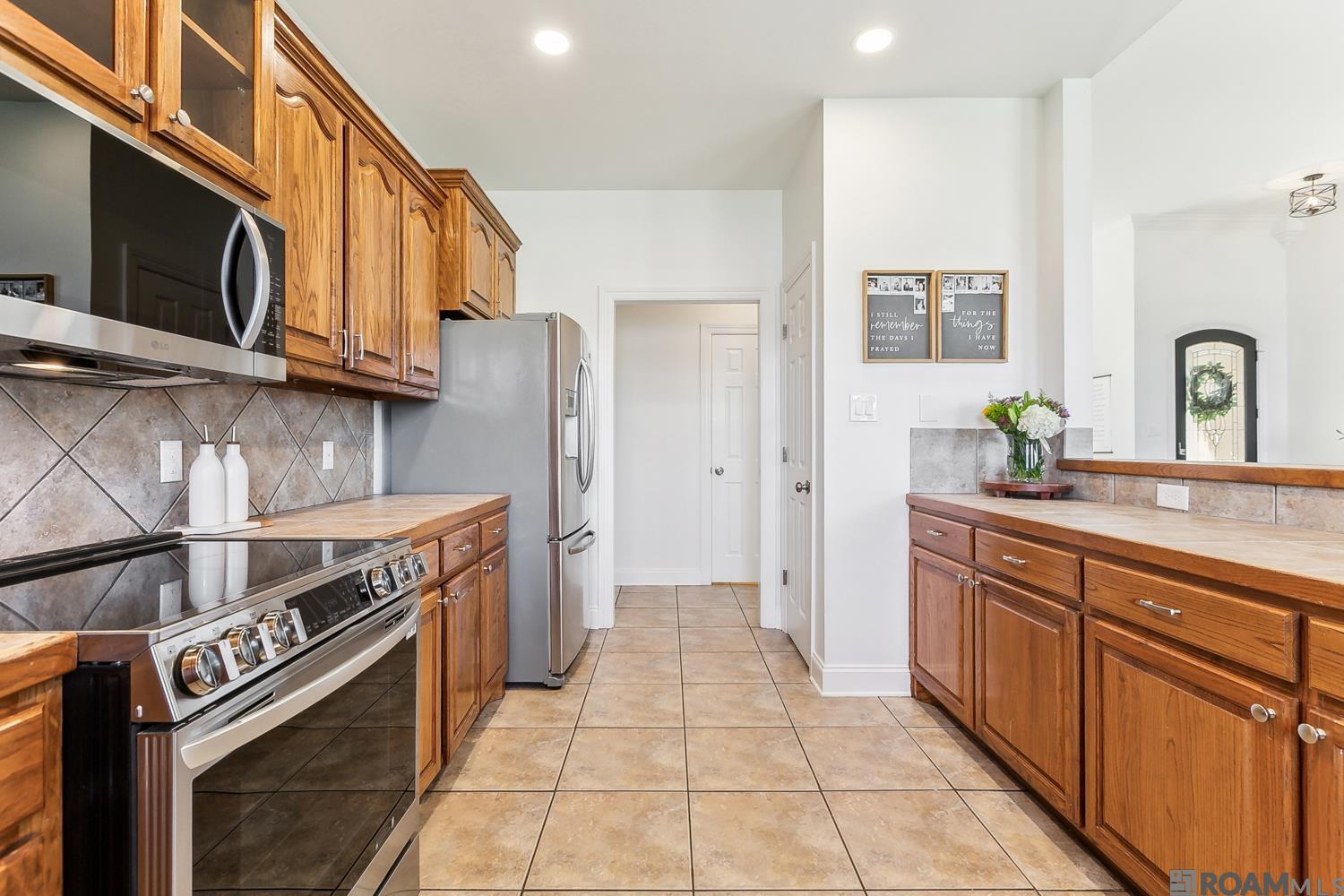 9181 Rue De Vieux Carre, Denham Springs, Louisiana image 7