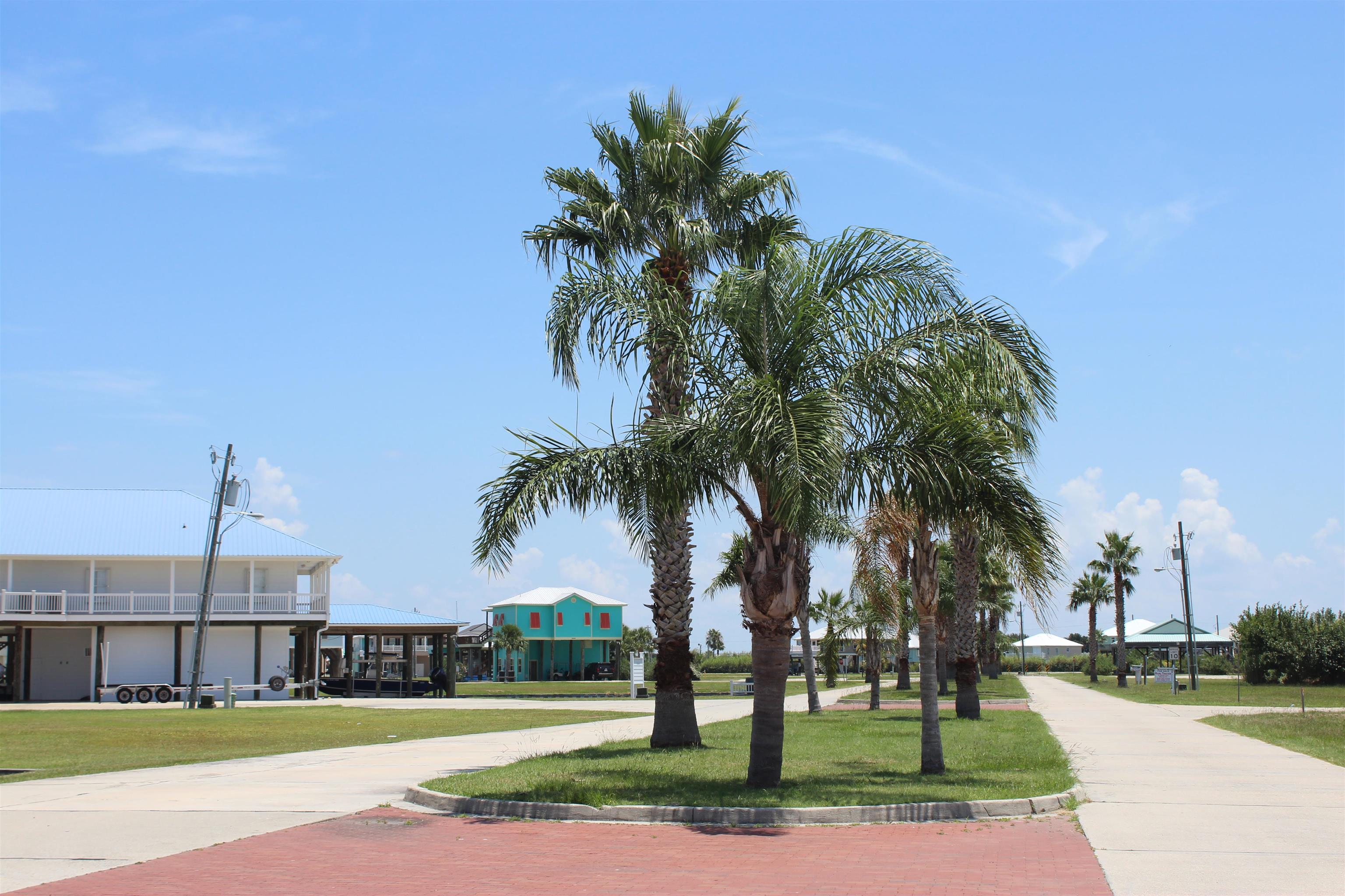 8000 Angela Ln, Grand Isle, Louisiana image 4