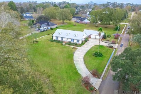 Apartment For Sale - 6168 Brewerton Rd<br/> Ascension County, Gonzales, LA 70737