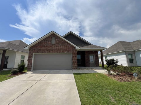 Homes For Rent - 28335 Merrimac Dr<br/> Denham Springs, LA 70726