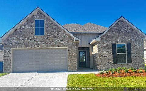 Homes For Sale - 2220 Sherri's Way<br/> Port Allen, LA 70767