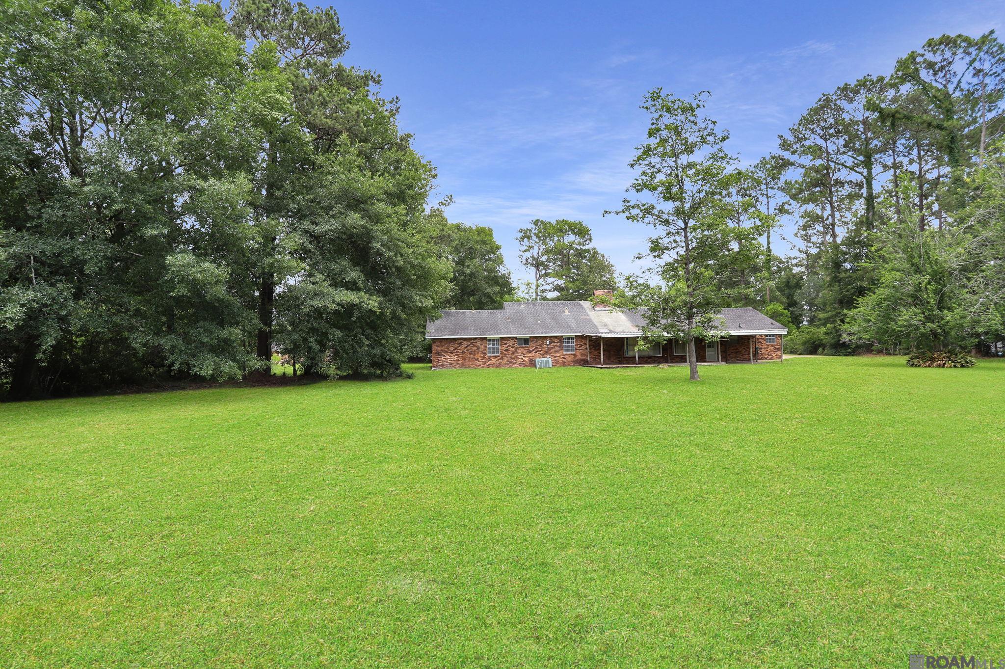 9556 Fairway Dr, Denham Springs, Louisiana image 10