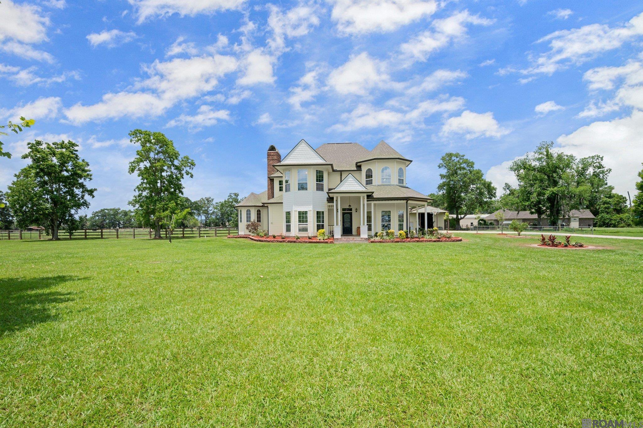 16315 Lacey Ln, Prairieville, Louisiana image 3
