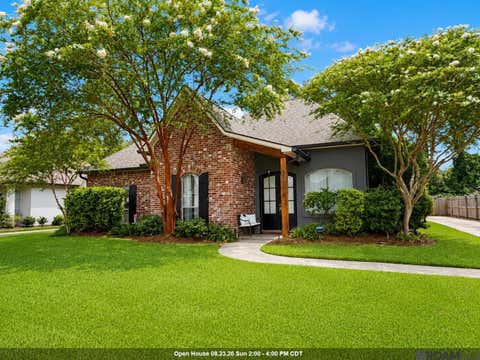 Homes For Sale - 39331 Meadowbrook Ave<br/> Prairieville, LA 70769