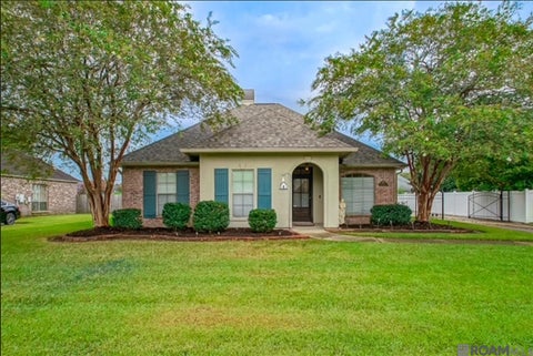 Homes For Sale - 6685 Windwood Dr<br/> Zachary, LA 70791