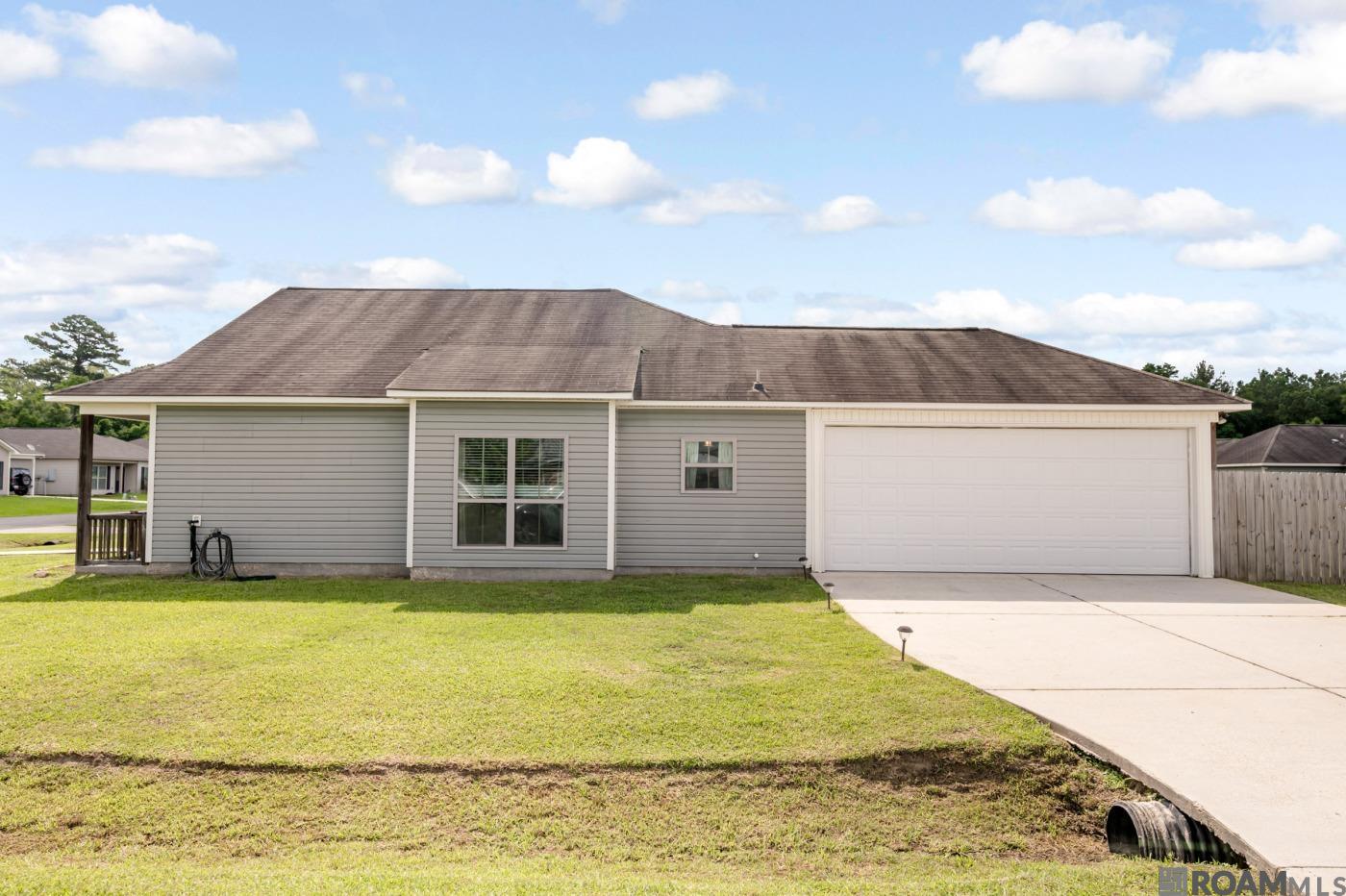 10804 Moss Pointe Dr, Denham Springs, Louisiana image 20