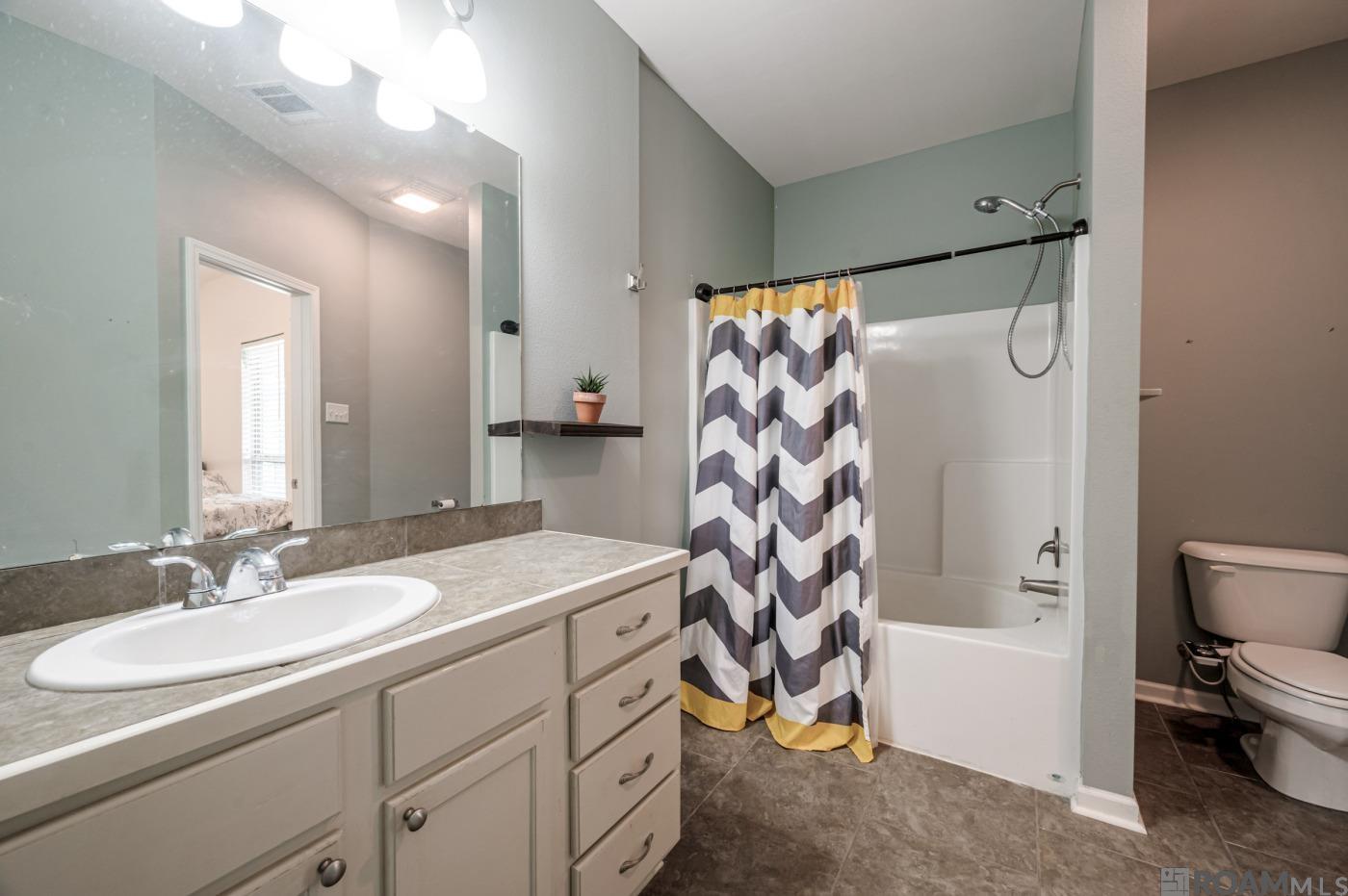 10804 Moss Pointe Dr, Denham Springs, Louisiana image 11