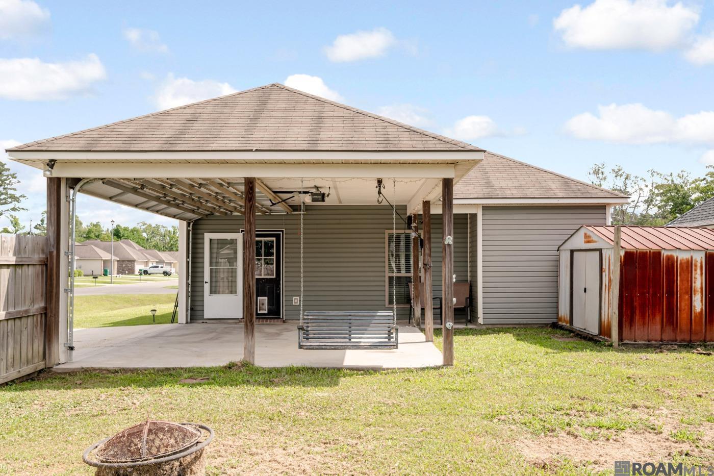 10804 Moss Pointe Dr, Denham Springs, Louisiana image 17