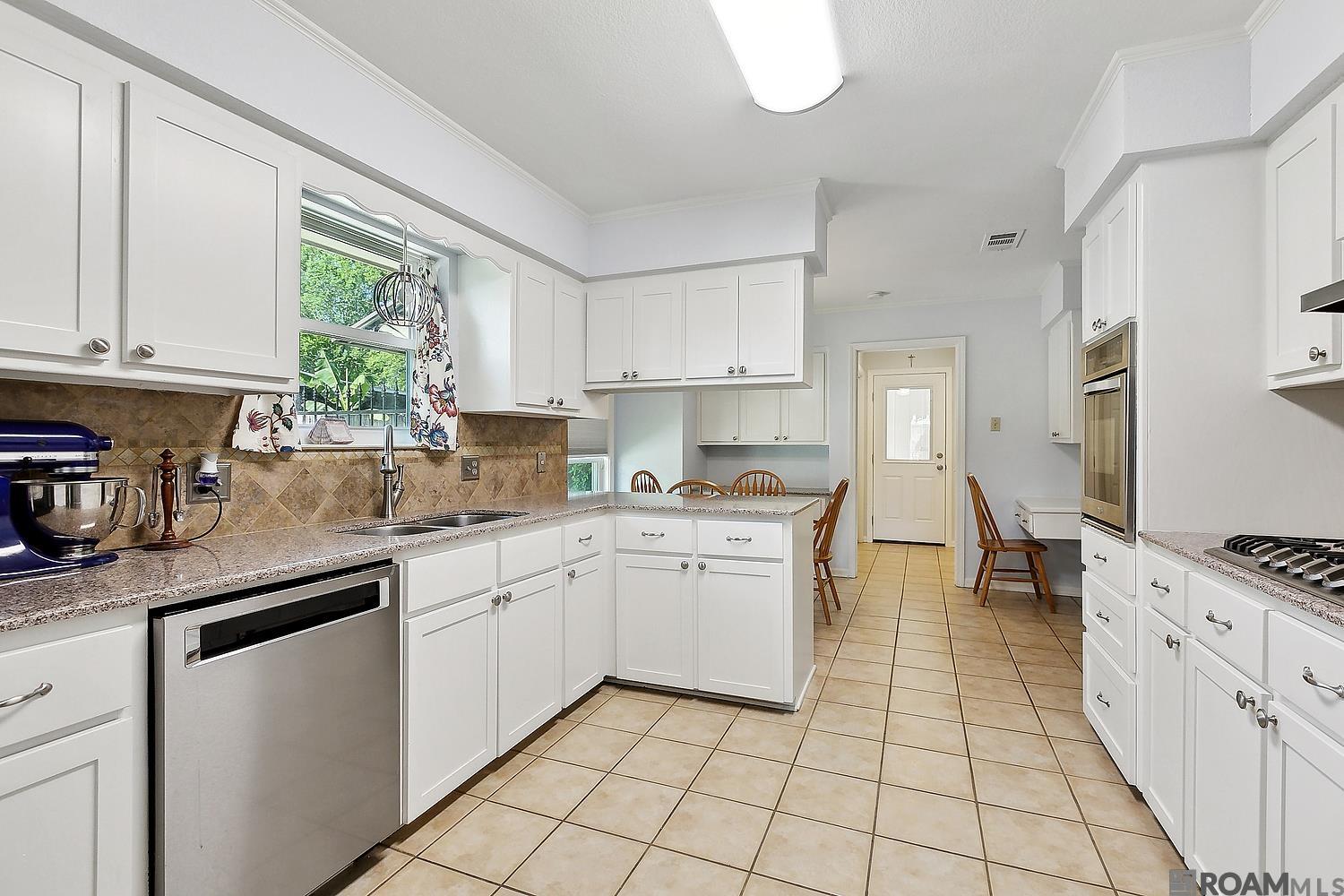 5334 Port Hudson Dr, Baton Rouge, Louisiana image 6