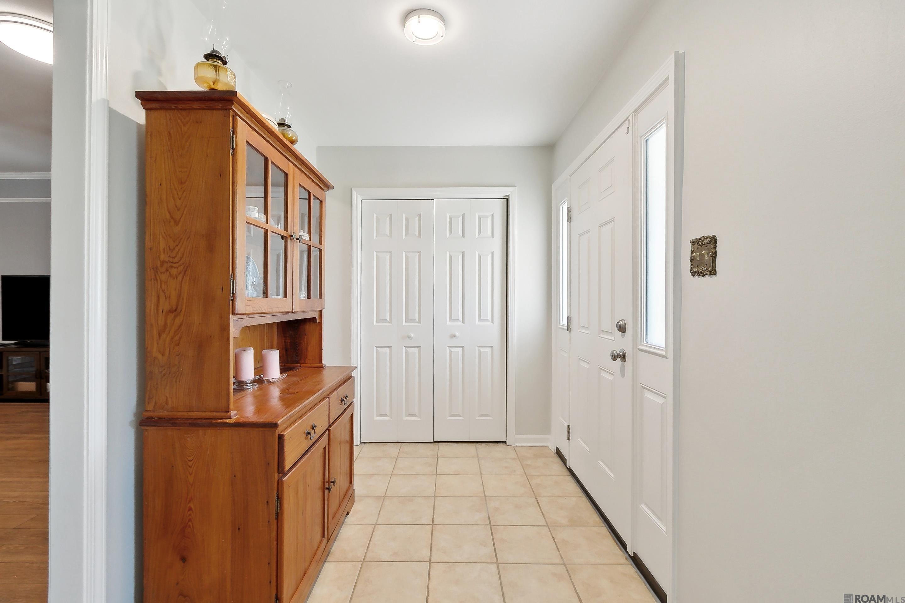5334 Port Hudson Dr, Baton Rouge, Louisiana image 2