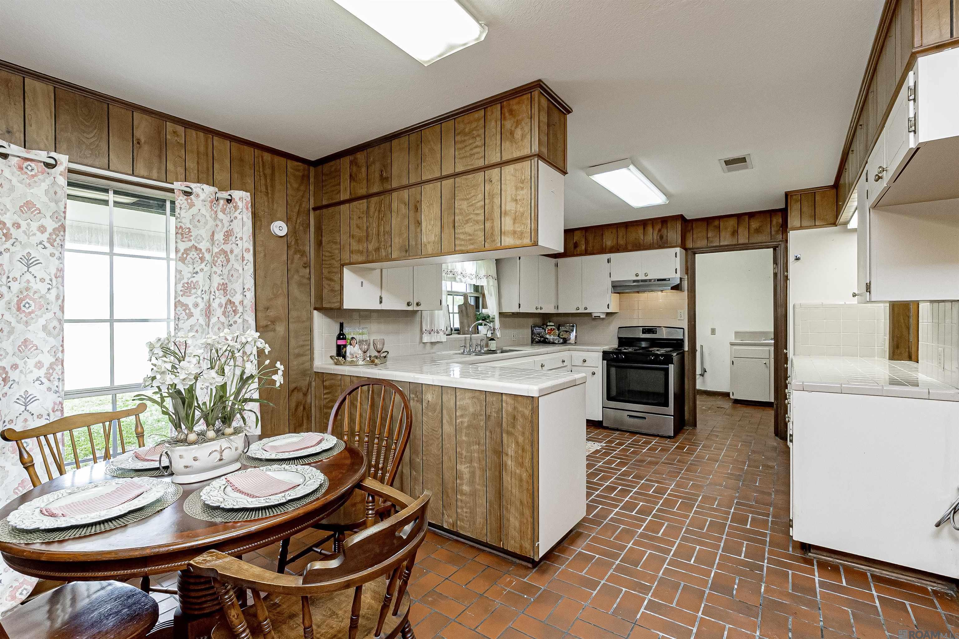 5511 N River Rd, Port Allen, Louisiana image 5