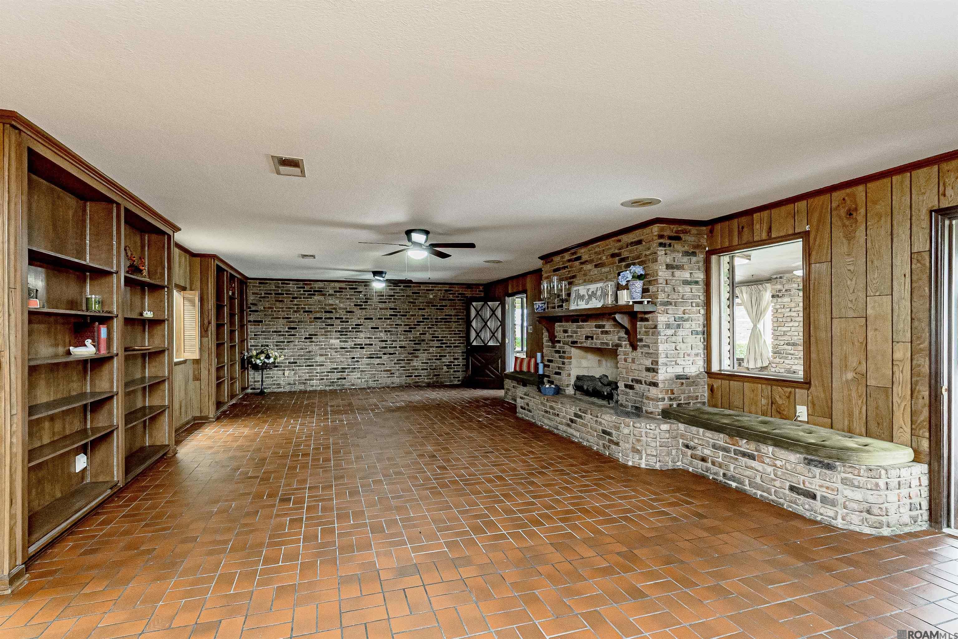 5511 N River Rd, Port Allen, Louisiana image 3